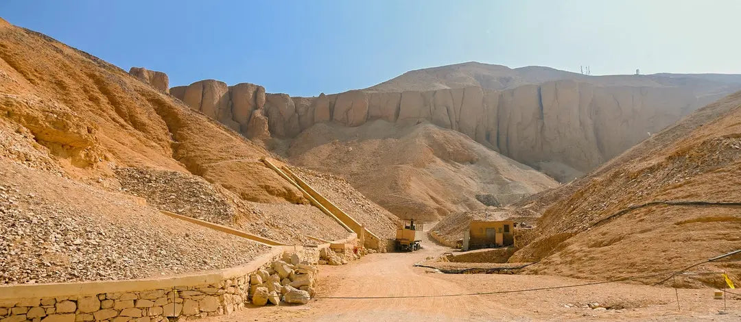 Meet Egypt: Great Pyramids & Full-Board Nile Cruise